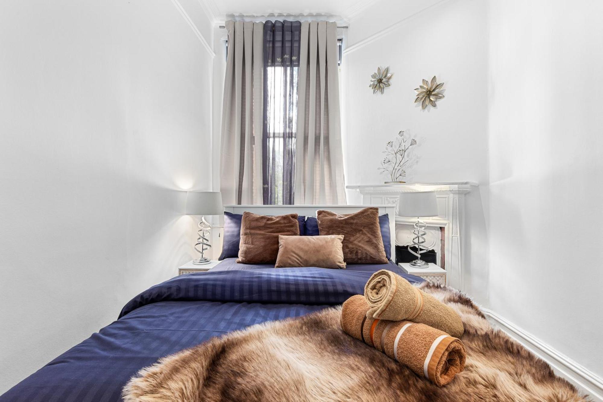 Apartament 3 Bedroom Sloane Square Kings Road Chelsea Bm1 *