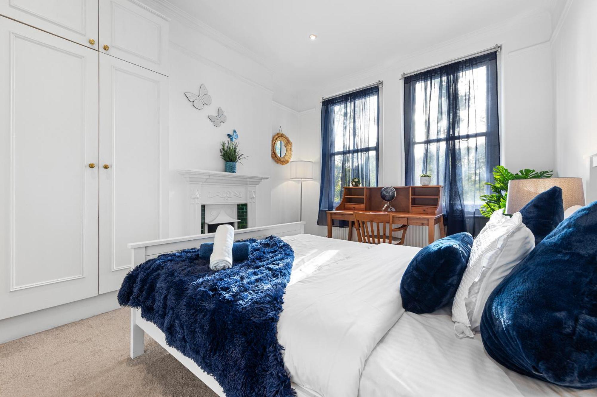 3 Bedroom Sloane Square Kings Road Chelsea Bm1 Apartament