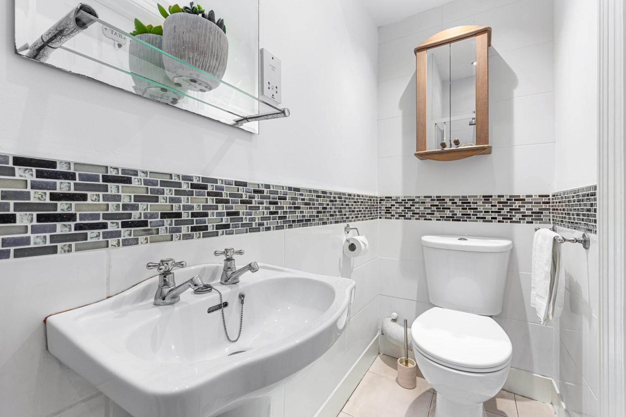 Apartament 3 Bedroom Sloane Square Kings Road Chelsea Bm1 *
